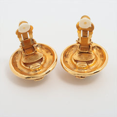 Chanel Gold Pearl Clip On Earrings Costume Jewellery Chanel Gold Pearl Clip On Earrings Costume Jewellery