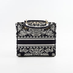 Christian Dior Medium Lady D-Lite Embroidered Bag Black/White Christian Dior Medium Lady D-Lite Embroidered Bag Black/White