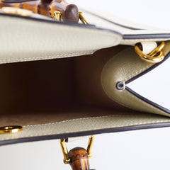 Gucci Diana Tote Medium Bamboo Ivory/Cream Gucci Diana Tote Medium Bamboo Ivory/Cream