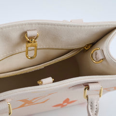 Louis Vuitton On The Go Tote PM Empreinte Orange/Cream Louis Vuitton On The Go Tote PM Empreinte Orange/Cream