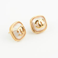 Chanel Square Cushion CC Logo Pearl Earrings Costume Jewellery Chanel Square Cushion CC Logo Pearl Earrings Costume Jewellery