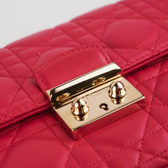 Christian Dior Promenade Fuschia Crossbody Clutch Christian Dior Promenade Fuschia Crossbody Clutch