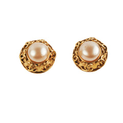 Chanel Vintage Clip On Round Gold Earrings Costume Jewellery Chanel Vintage Clip On Round Gold Earrings Costume Jewellery