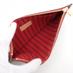 Louis Vuitton Monogram Neverfull MM Shoulder Bag