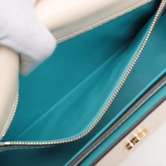 ITEM 25 - Louis Vuitton MM PONT 9