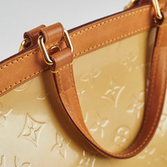 Louis Vuitton Brea Vernis MM Yellow