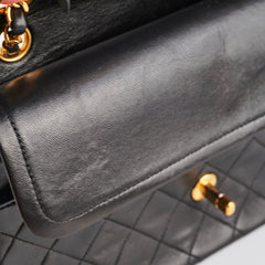 Chanel Vintage M/L Classic Flap Lambskin Black- Series 2