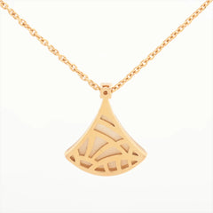 Bvlgari Diva Dream Mother of Pearl Diamond Necklace