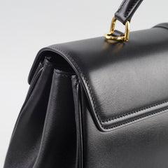 Celine Classique 16 Medium Black