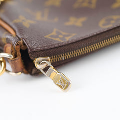 Louis Vuitton Eva Clutch Crossbody Bag Monogram