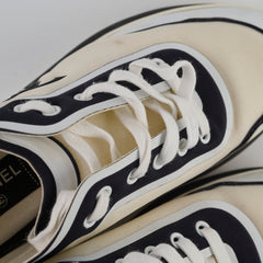 Chanel Cream/Black Sneakers Size 39