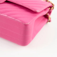 Chanel M/L Classic Flap Chevron Lambskin Fuchsia