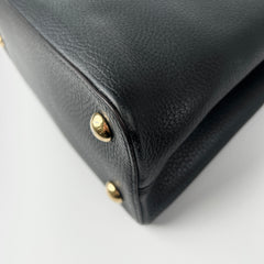 Louis Vuitton Capucine MM Black