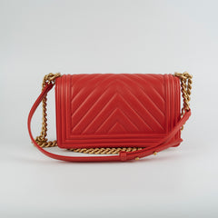 Chanel Old Medium Boy Chevron Lambskin Red/Orange