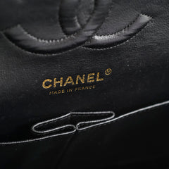 Chanel Vintage Caviar Memium/Large Classic Flap Black