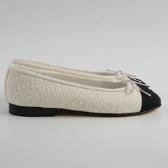 Chanel Ballet Flats Size 35.5 White/Black