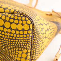 Louis Vuitton Neverfull MM Yayoi Kusama Limited Edition