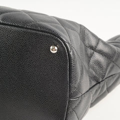 Chanel CC Logo Caviar Black Shoulder Bag - Series 17