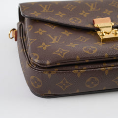 Louis Vuitton Pochette Metis Monogram