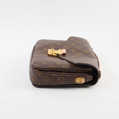 Louis Vuitton Pochette Metis Monogram