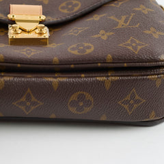 Louis Vuitton Pochette Metis Monogram