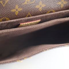 Louis Vuitton Pochette Metis Monogram