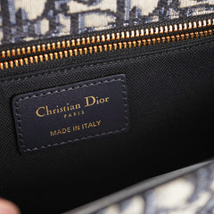 Christian Dior 30 Montaigne Crossbody Bag