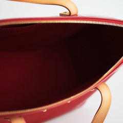 Louis Vuitton Bellevue PM Vernis Red