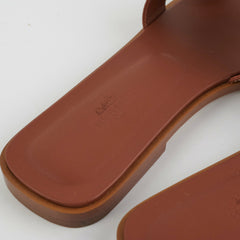 Hermes Oran Gold Size 38.5 Sandals
