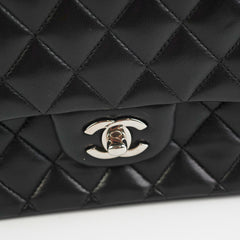 Chanel Medium/Large Classic Double Flap Black