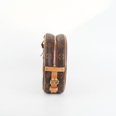 ITEM 29 - Louis Vuitton Boite Chapeau Souple MM Monogram
