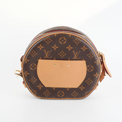 ITEM 29 - Louis Vuitton Boite Chapeau Souple MM Monogram