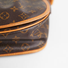 Louis Vuitton Menilmontant MM Monogram