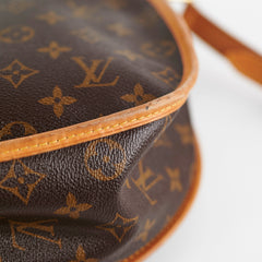 Louis Vuitton Menilmontant MM Monogram