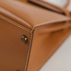 Hermes Kelly 28 Gold GHW Q Circle Stamp