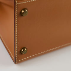 Hermes Kelly 28 Gold GHW Q Circle Stamp