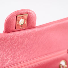Chanel Caviar Medium Medium/Large Classic Flap Iridescent Pink