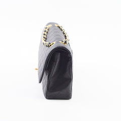Chanel Caviar Medium Medium/Large Classic Flap Black