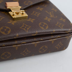 Louis Vuitton Pochette Metis Monogram