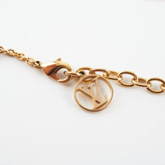 Louis Vuitton Essential V Gold (Costume Jewellery)