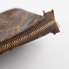 Louis Vuitton Pochette Accessorie Monogram