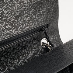 Chanel M/L Classic Flap Caviar Black