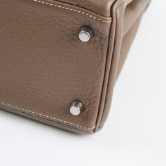 Hermes Kelly 28 Clemence Etoupe Q Square Stamp