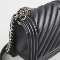 DEAL OF THE WEEK Chanel Old Medium Boy Black