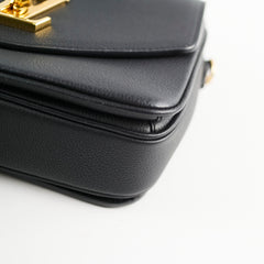 Louis Vuitton Oxford Lock Me Black