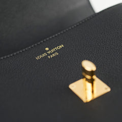 Louis Vuitton Oxford Lock Me Black