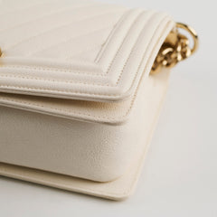 Chanel Old Medium Boy Chevron White Caviar - Series 29