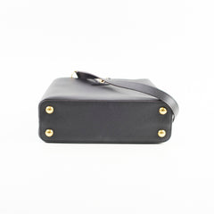 Louis Vuitton Capuucines BB Black