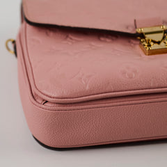 Louis Vuitton Pochette Metis Empriente Light Pink