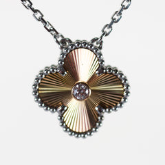 Van Cleef & Arpels Vintage Alhambra 2024 Holiday Limited Edition Pendant Necklace